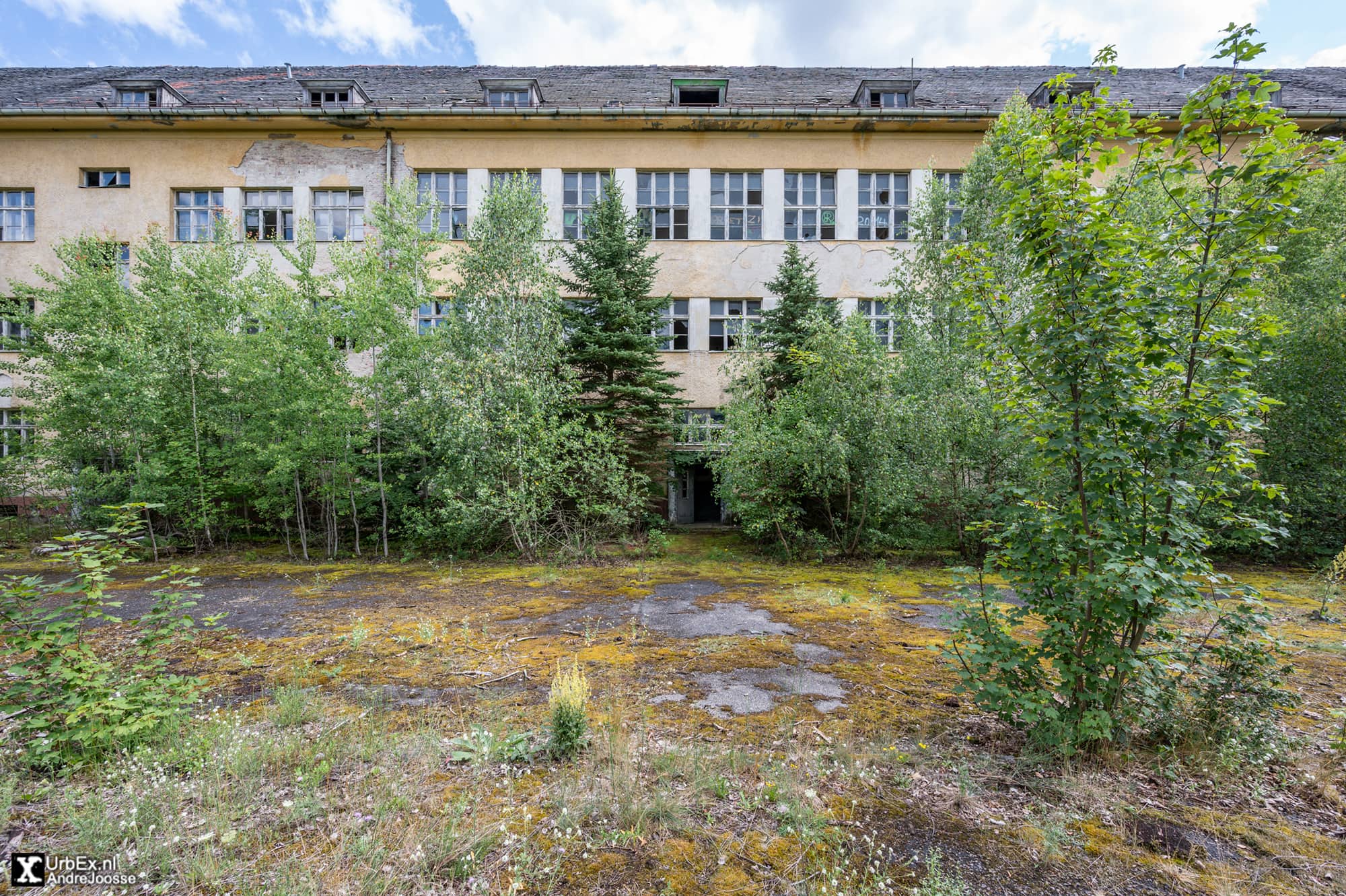 Schule F R Heeresmotorisierung Abandoned And Lost Places