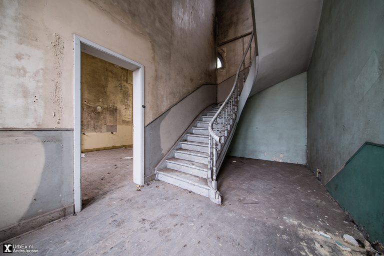 Ecole Moyenne de Filles - Abandoned and Lost Places